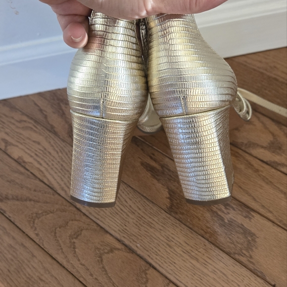 Naturalizer Tiff Dark Gold Dress Heels Size: 8 - Picture 3 of 5